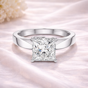 1.50 CT Princess Cut Lab Grown Diamond Solitaire Engagement Ring in Solid Gold 14K/18K – IGI Certified Liana Jewels