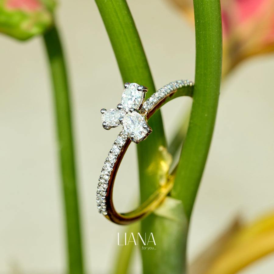 Oval Lab Grown Diamond Ring, Minimal Diamond Gift Ring, Pavé Band Gold Ring, Everyday Wear Diamond Ring, Anniversary Birthday Gift for Her