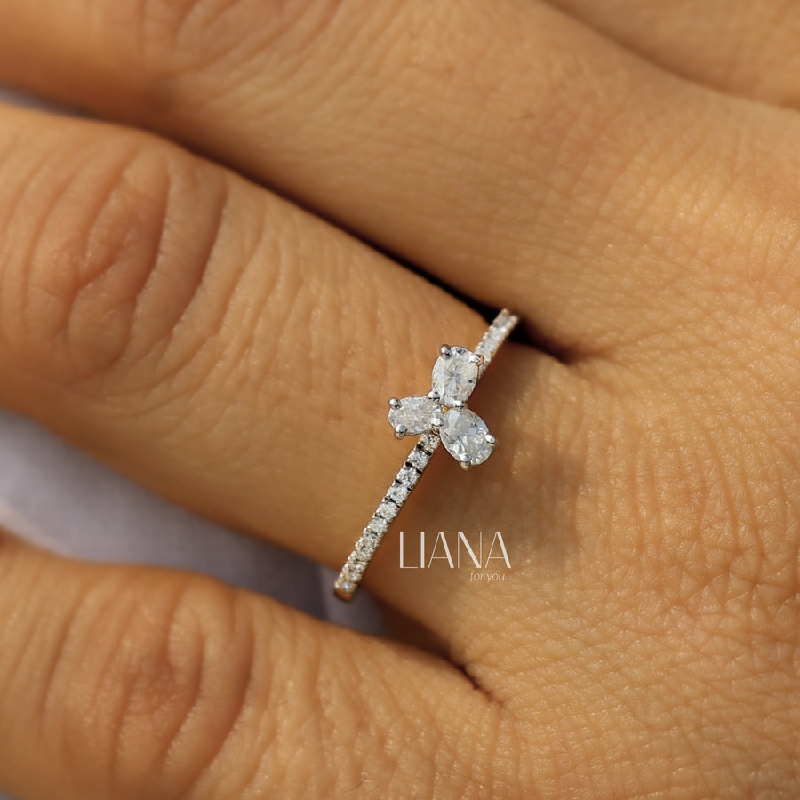 Oval Lab Grown Diamond Ring, Minimal Diamond Gift Ring, Pavé Band Gold Ring, Everyday Wear Diamond Ring, Anniversary Birthday Gift for Her