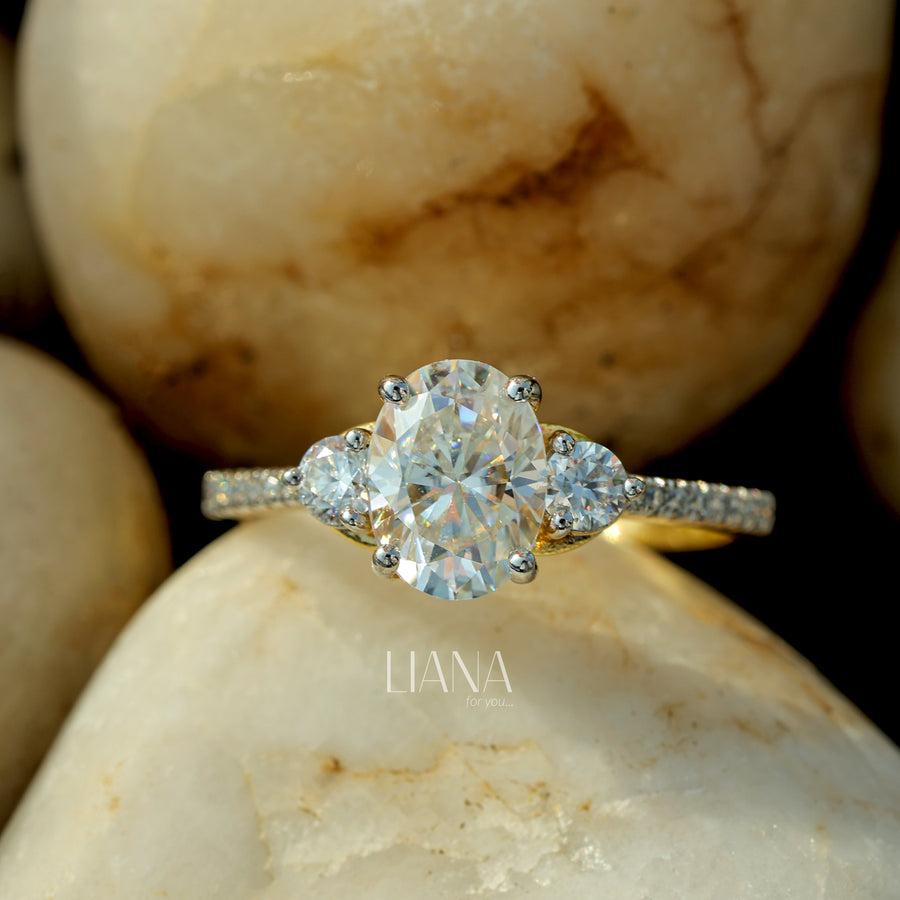 Oval Diamond Engagement Ring Lab Grown Diamond Oval Trilogy Ring Side Round  pavé band Diamond Ring Proposal Ring Anniversary Ring