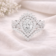 Women's Wedding Gift Pear Cut Lab Grown Diamond Halo Ring – 2.12 CT |  IGI Certified Liana Jewels